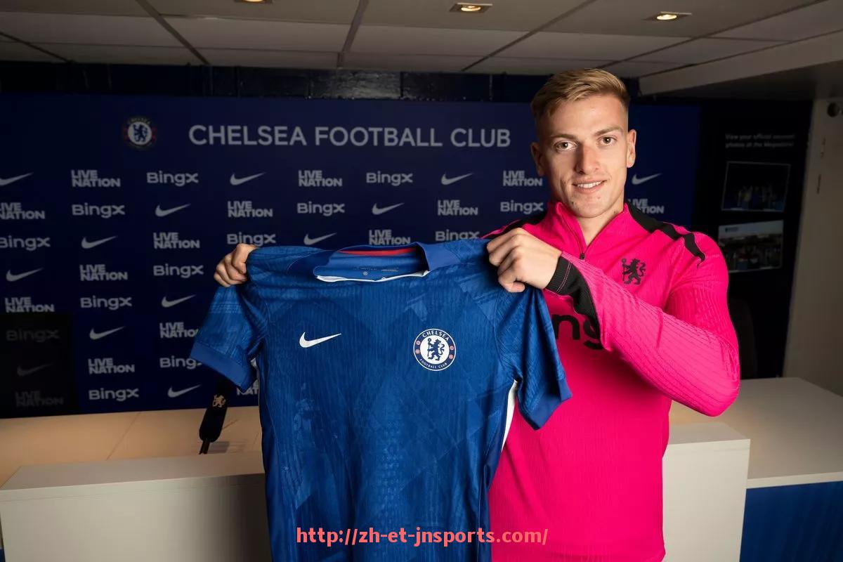 JN江南体育-2019年火箭队对阵雷霆全场视频与球员表现评分